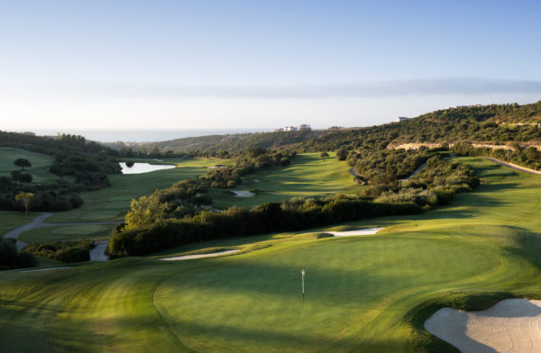 Out-Of-Bounds_FincaCortesin_golfbana