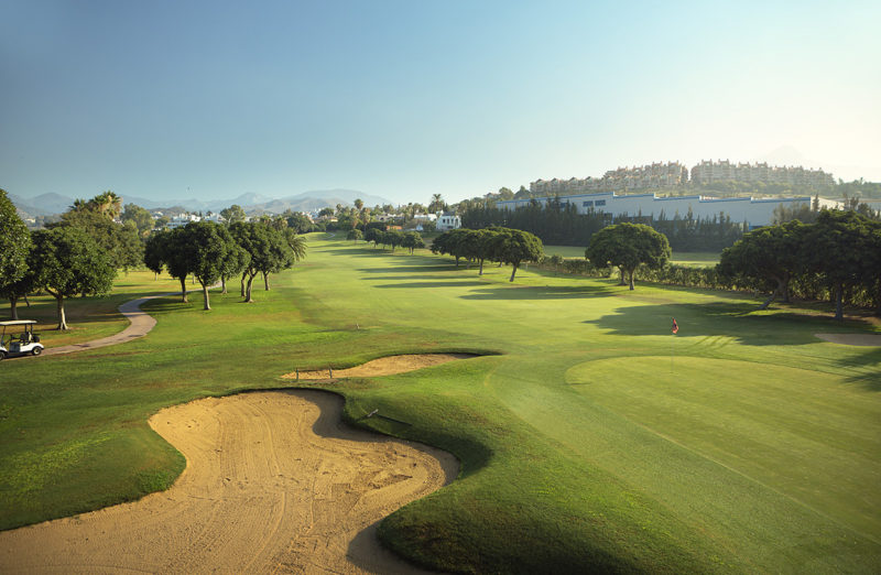 Out-Of-Bounds_Los-Naranjos_golfbana