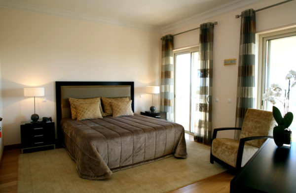 Out-Of-Bounds_Monte-Rei_hotell