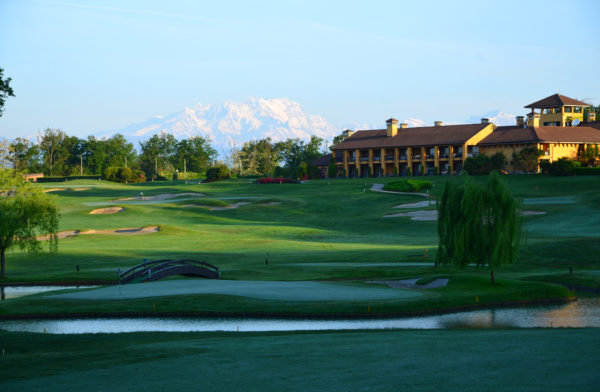 Out-Of-Bounds_Castelconturbia_golfbana