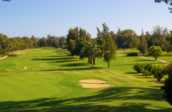 Out-Of-Bounds_Penina-resort_golfbana