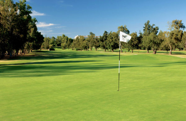 Out-Of-Bounds_Penina-resort_golfbana