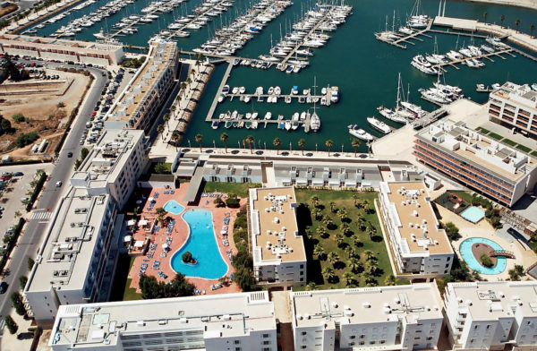 Out-Of-Bounds_Marina-Club-Lagos_hotell