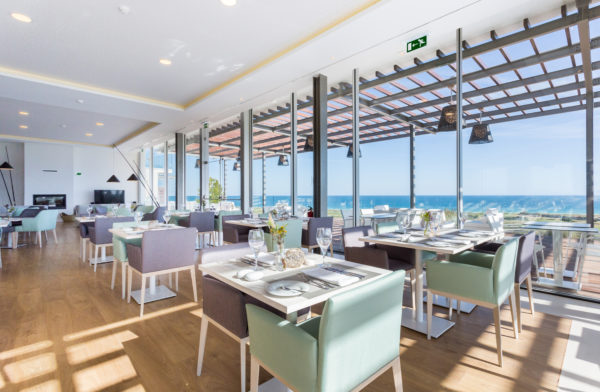 Out-Of-Bounds_Onyria-Palmares_hotell