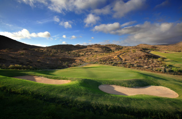Out-Of-Bounds_Salobre_golfbana