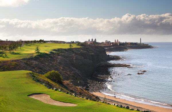 Out-Of-Bounds_Meloneras_golfbana