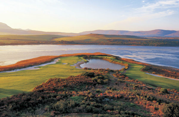 Out-Of-Bounds_Arabella-Golf_golfbana