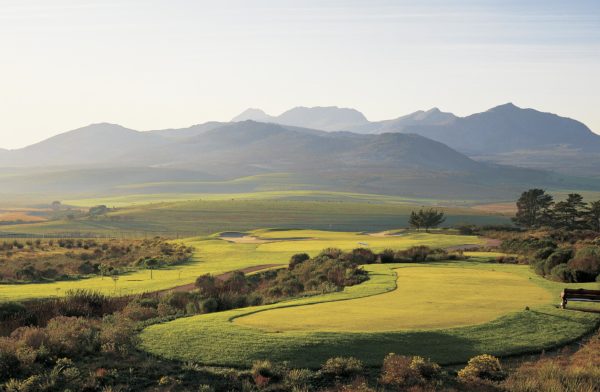 Out-Of-Bounds_Arabella-Golf_golfbana