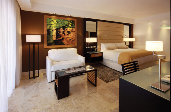 Out-Of-Bounds_Casa-De-Campo_horell