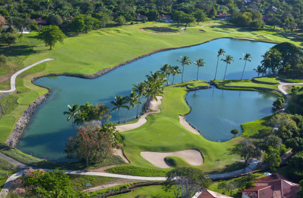 Out-Of-Bounds_Casa-De-Campo-Links_golf