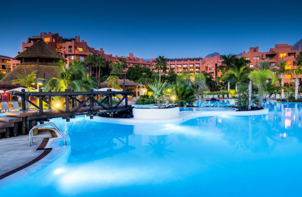 Out-Of-Bounds_LaCaleta_hotell